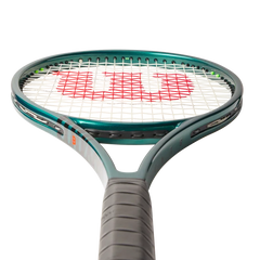 Blade Pro 98 (18x20) V9 Tennis Racket