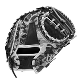 2023 Omaha Blackout A2000 SCM1DSS 33.5” Baseball Catcher’s Mitt