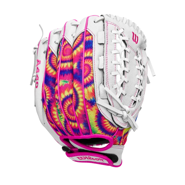 Wilson A440™ Flash™ 12” Youth Fastpitch Softball Glove