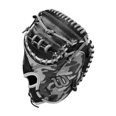 2023 Omaha Blackout A2000 SCM1DSS 33.5” Baseball Catcher’s Mitt