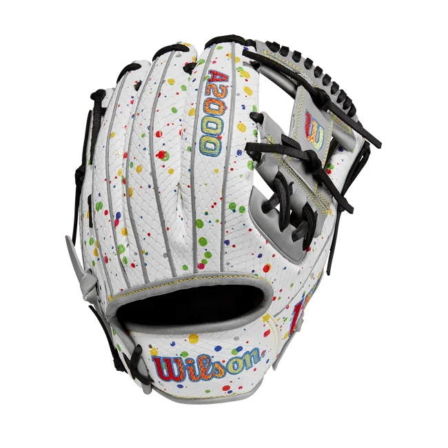 2023 Omaha Refresh A2000 1786SS 11.5” Infield Baseball Glove