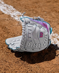 2026 Flash™ 11" Youth Fastpitch Glove