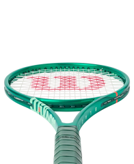 Blade 98 Pro 16x19 V10 Tennis Racket